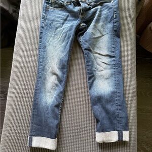 Juniors Blue Denim Capri Pant Jeans